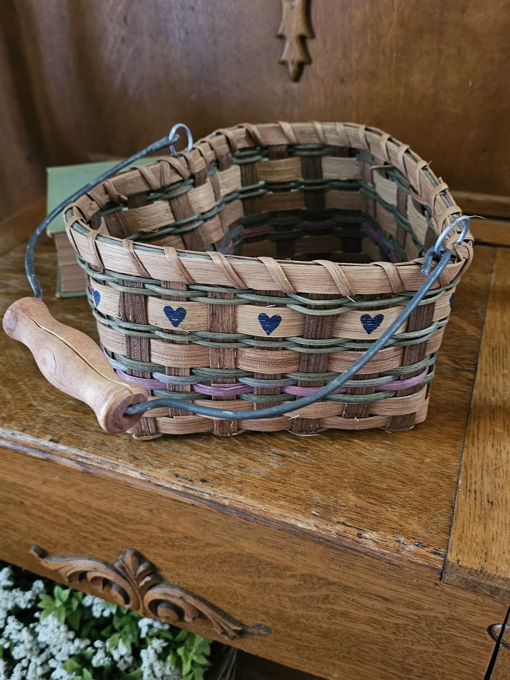 Vintage Folk Art Woven Basket Blue Hearts Wood Handle Cottage Decor